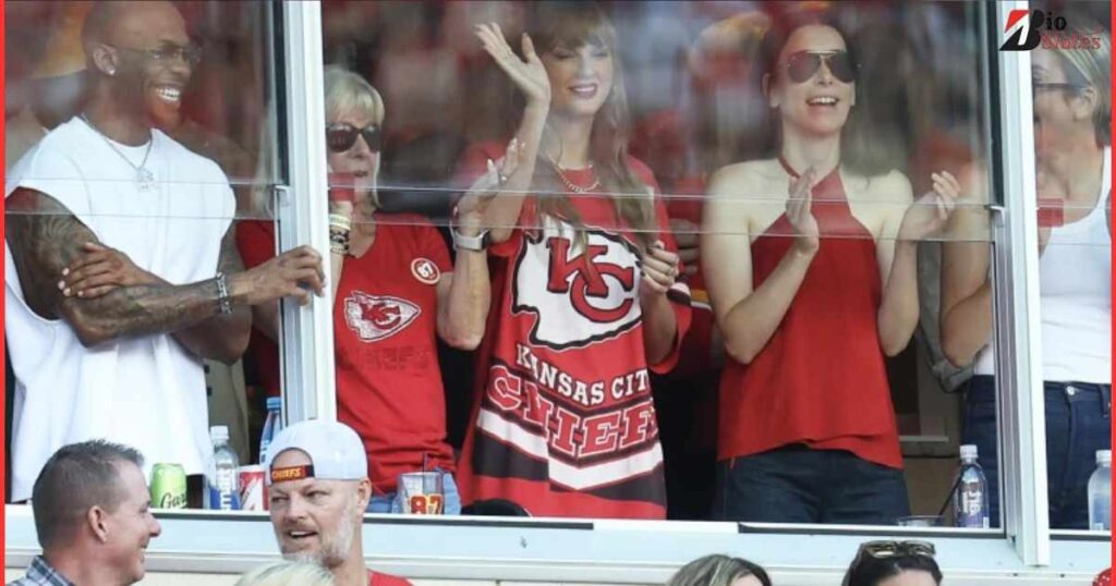 Oct 22, 2023: Swift at Chiefs Game