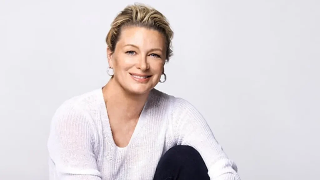 Kristin Hannah Net Worth
